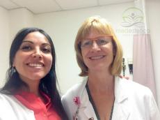 Con la Dra. Herbst, en el Hospital de la Universidad de Arizona, es una persona increíble, muy sencilla y acogedora